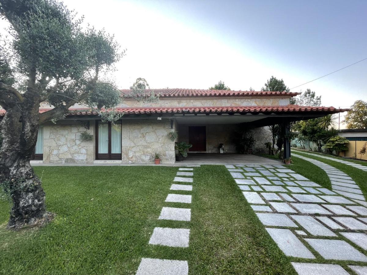 O Celeiros Villa Freixo  Exterior photo
